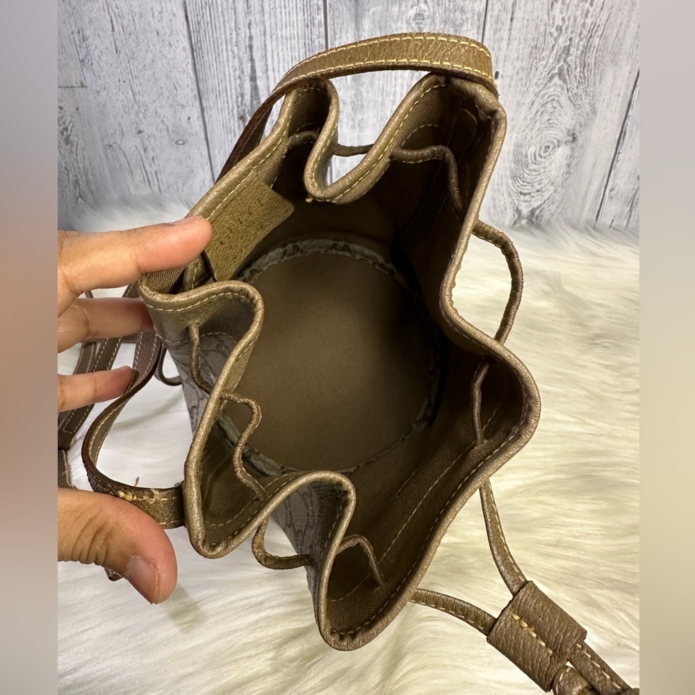 GUCCI monogram mini bucket bag - Picture 8 of 17